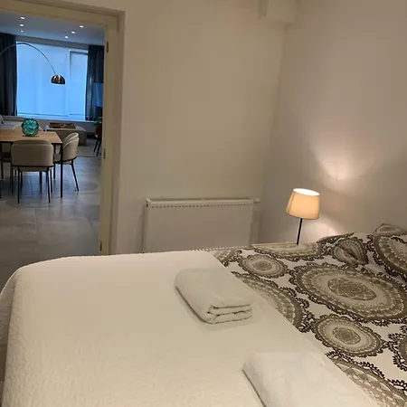 Francis50 Apartment *